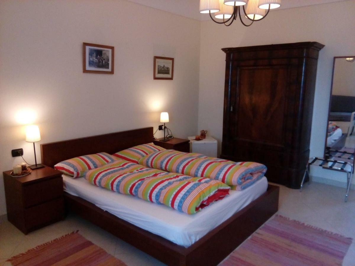B&B Cupole E Campanili Neapel Exteriör bild